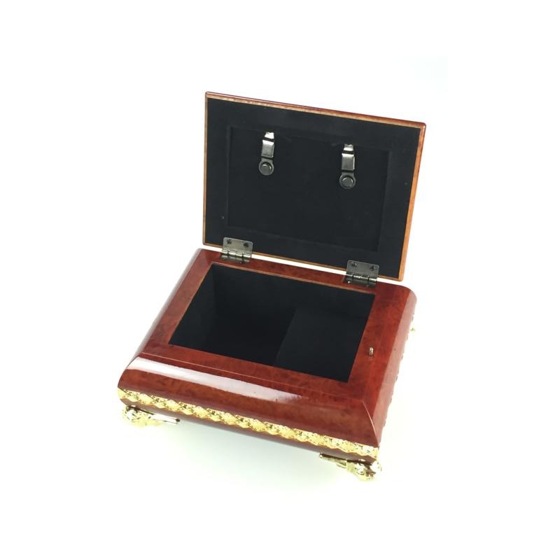 Rectangular jewelry box in wood design