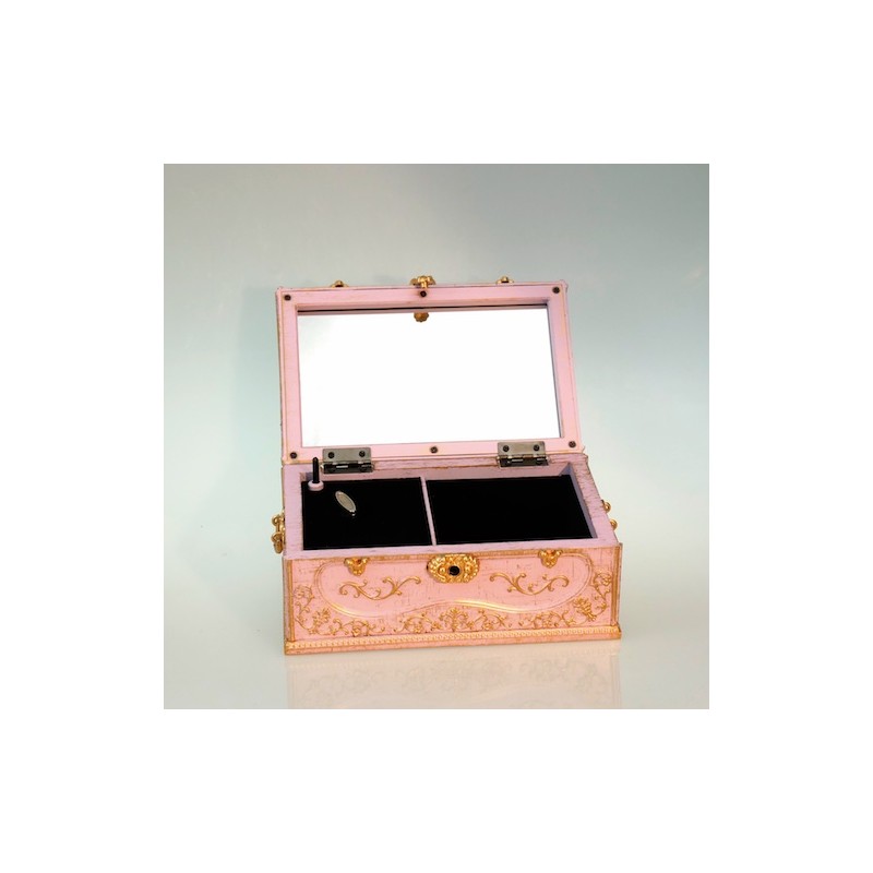 Jewelry suitcase in pink